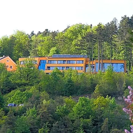 Wellnesshotel Schoenblick فندق Eichstätt
