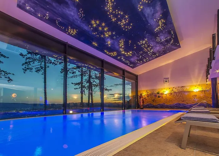 Wellnesshotel Schoenblick Hotel
