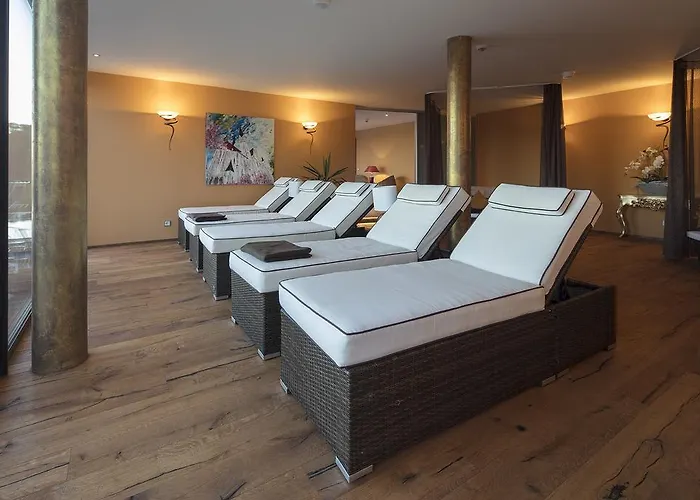 Wellnesshotel Schoenblick Hotel 4*